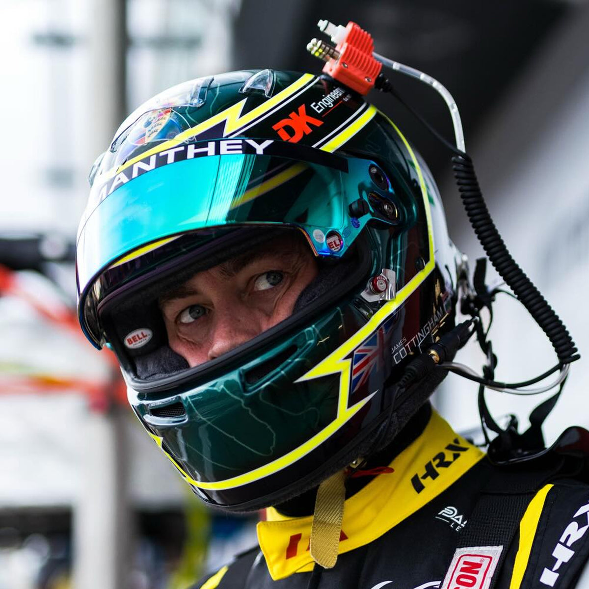 Full-face Bell HP7 racing helmet designed by Spindrift Motorsport